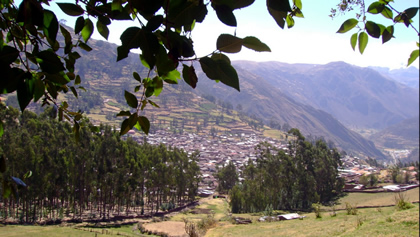 panoramica pueblo chiquian 01