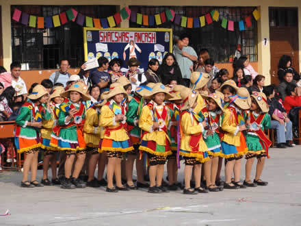 Gran Concurso de Danzas 2010 Foto 09