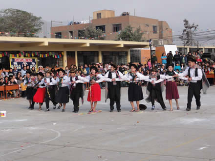 Gran Concurso de Danzas 2010 Foto 16